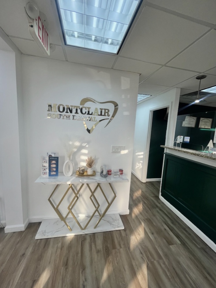 Front desk at Montclair South Dental